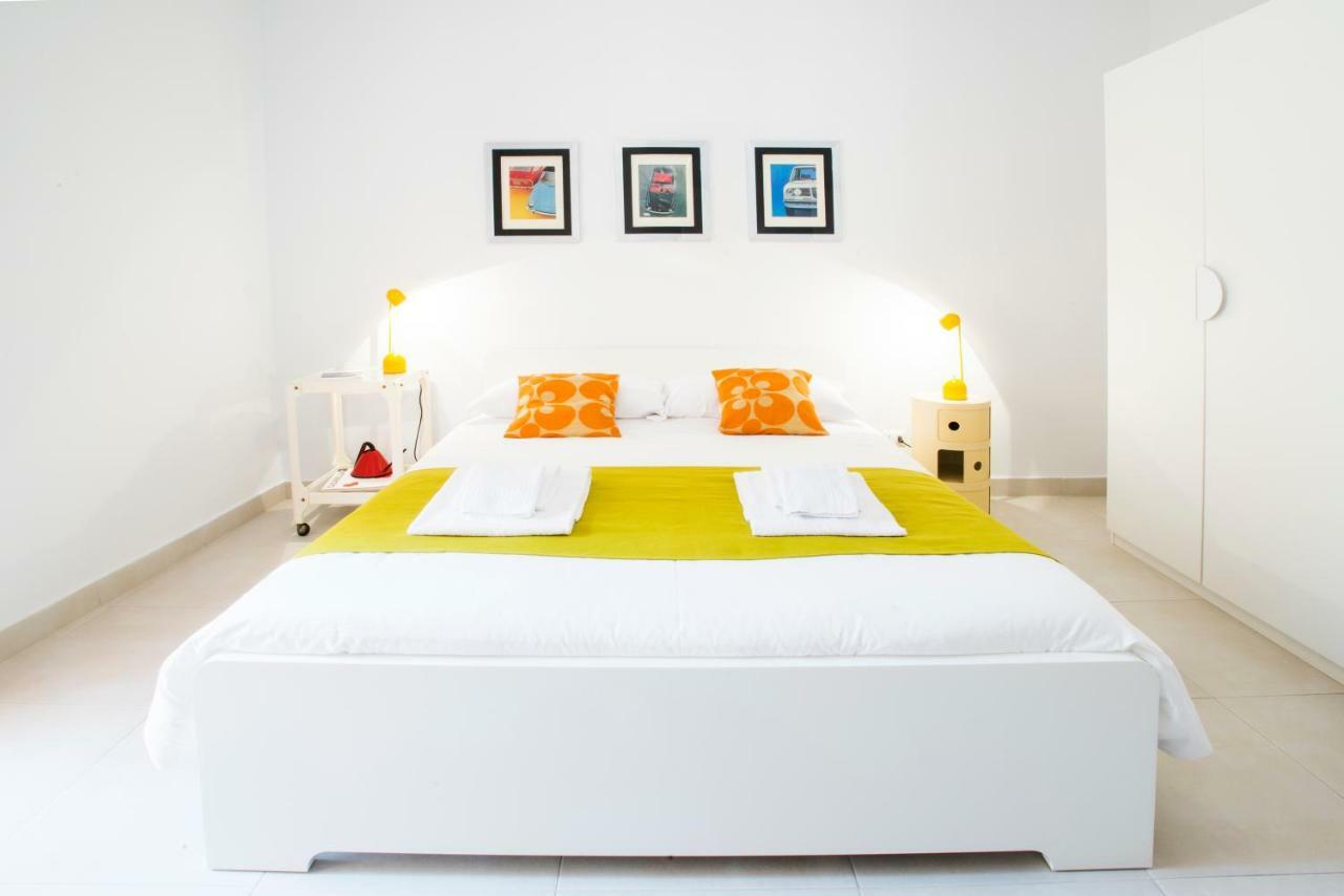 Interno16Holidayhome เนเปิลส์ ภายนอก รูปภาพ