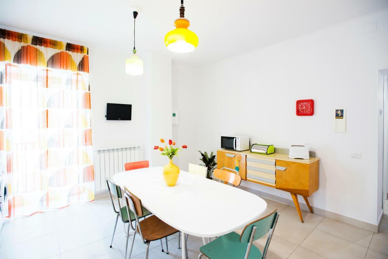 Interno16Holidayhome เนเปิลส์ ภายนอก รูปภาพ